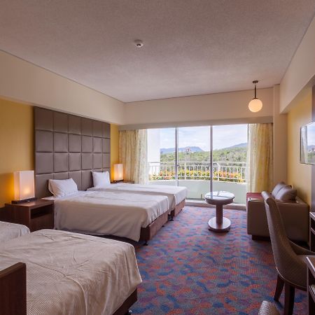 Okinawa Kariyushi Beach Resort Ocean Spa Onna Ngoại thất bức ảnh