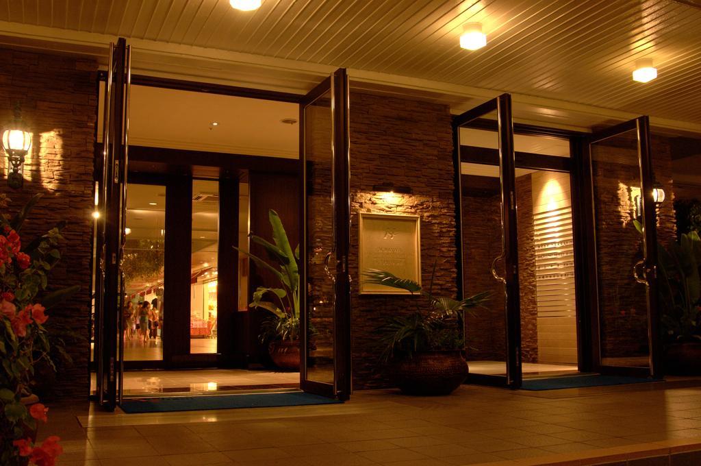 Okinawa Kariyushi Beach Resort Ocean Spa Onna Ngoại thất bức ảnh